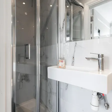 Apartments In The Heart Of High Street Kensington London Exterior photo