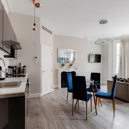Apartments In The Heart Of High Street Kensington London Room photo