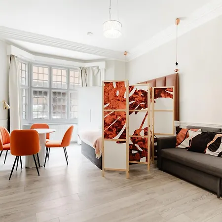 Apartments In The Heart Of High Street Kensington London Room photo